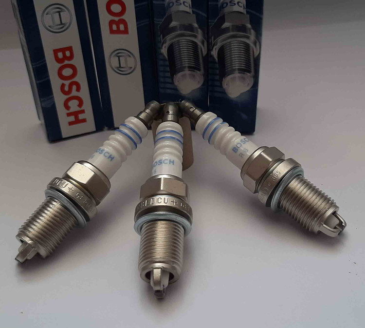 شمع خودرو بوش آلمان دوپلاتین +9 (دست 4تایی ) اصلی